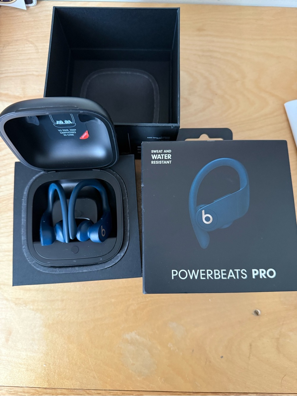 Beats by Dre Powerbeats Pro Wireless Earbuds Blue